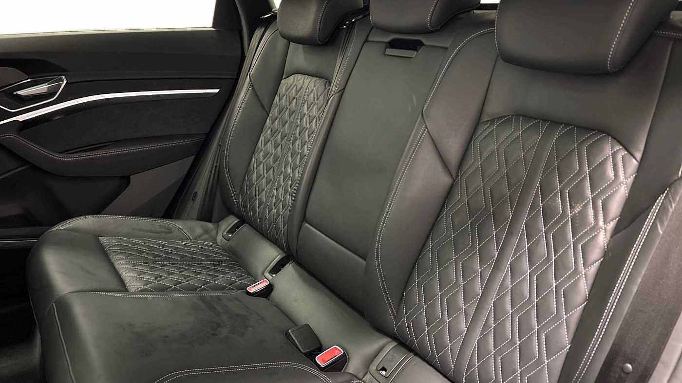 Used Audi e-tron 2022 for sale - 77931644: Photo 7