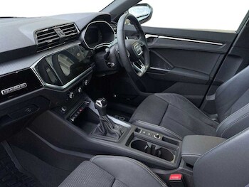 Used Audi Q3 2023 for sale - 78435964: Photo