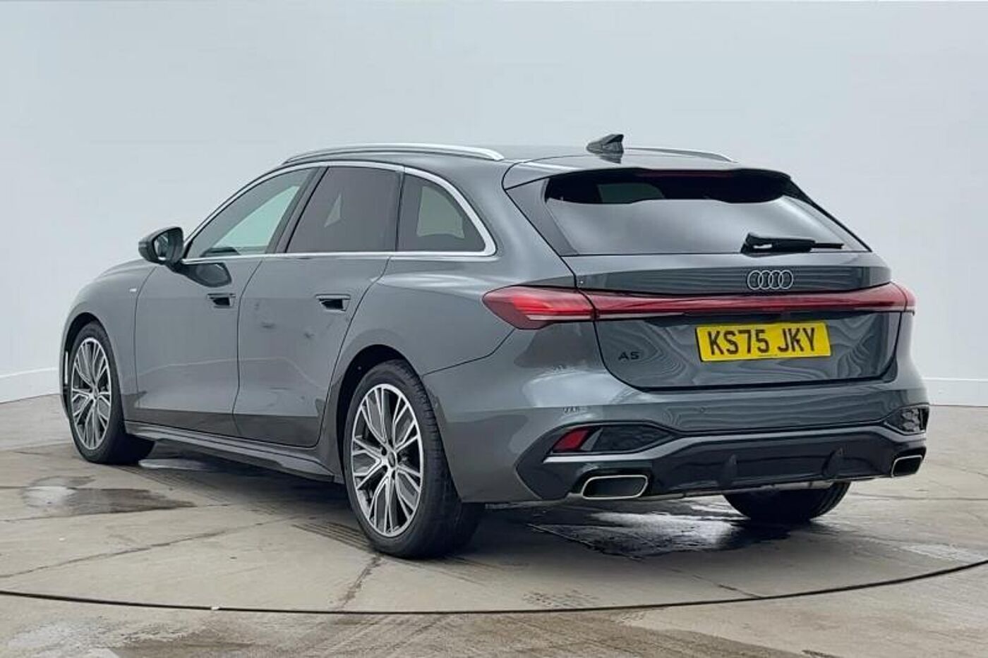 Used Audi A5 2025 for sale - 77773938: Photo 3
