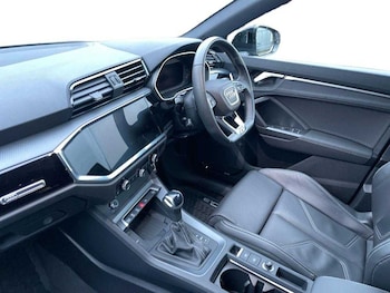 Used Audi Q3 2024 for sale - 77415474: Photo