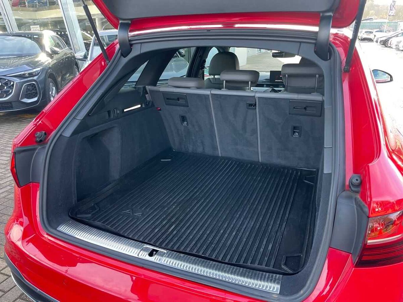 Used Audi A4 2024 for sale - 78004893: Photo 9