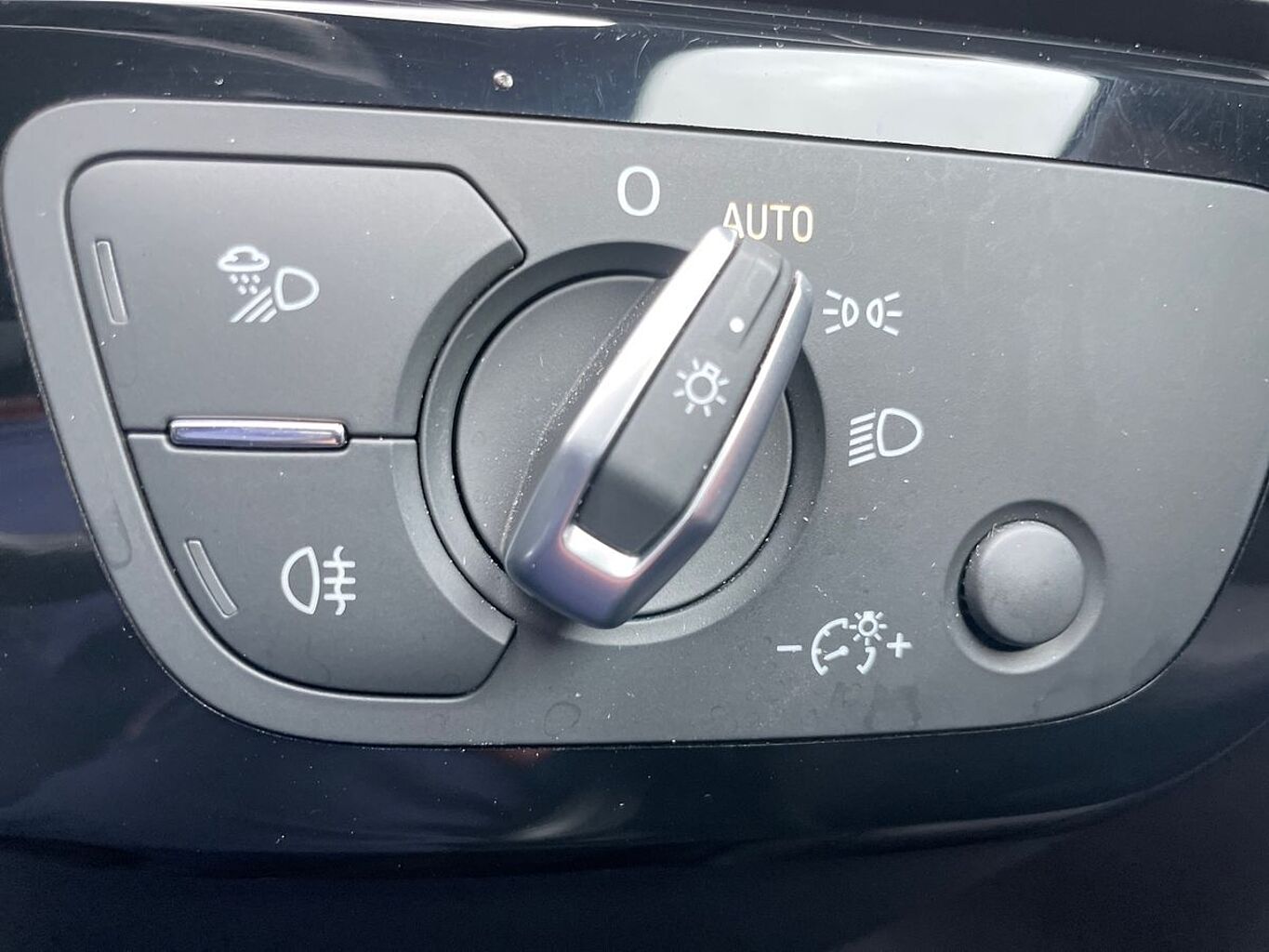 Used Audi A4 2020 for sale - 76680767: Photo 15