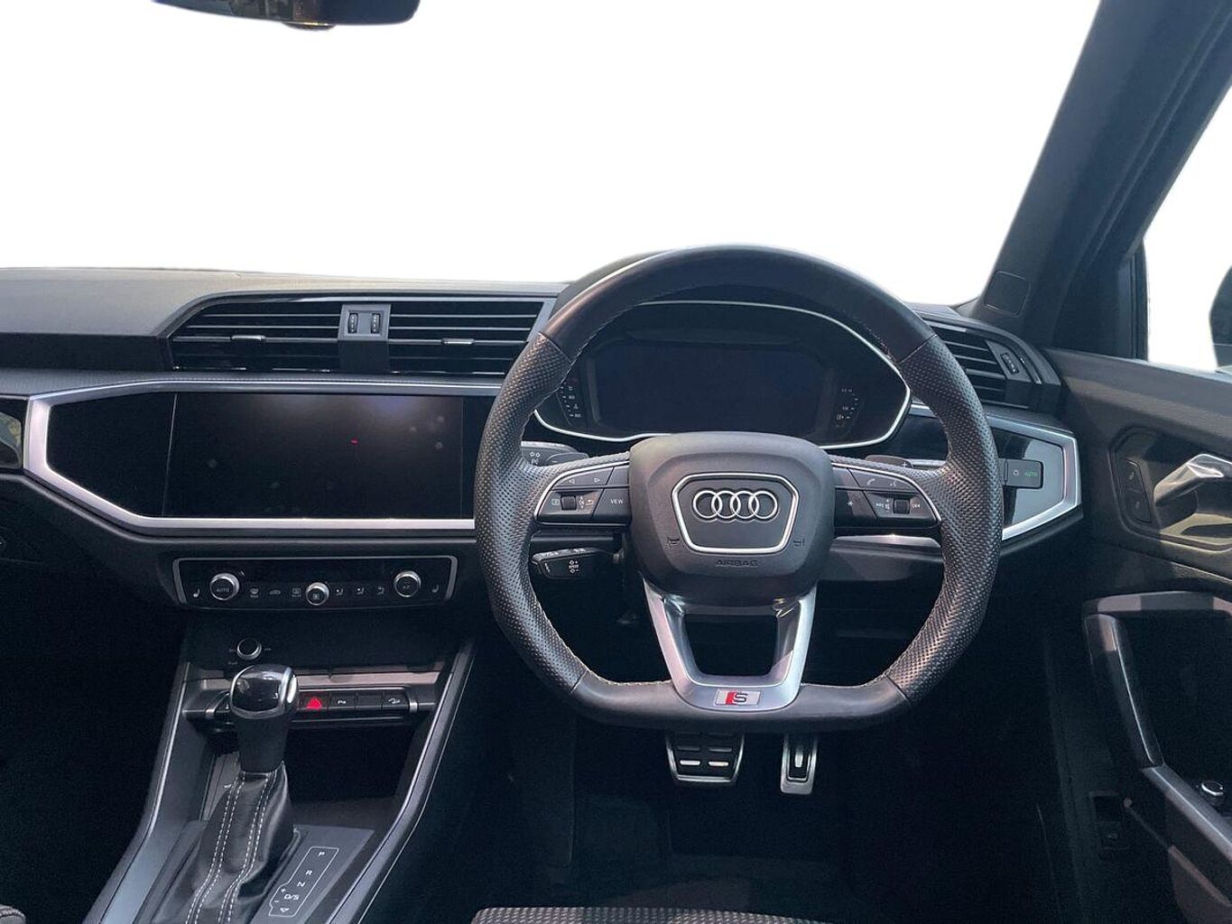 Used Audi Q3 2022 for sale - 76675562: Photo 12