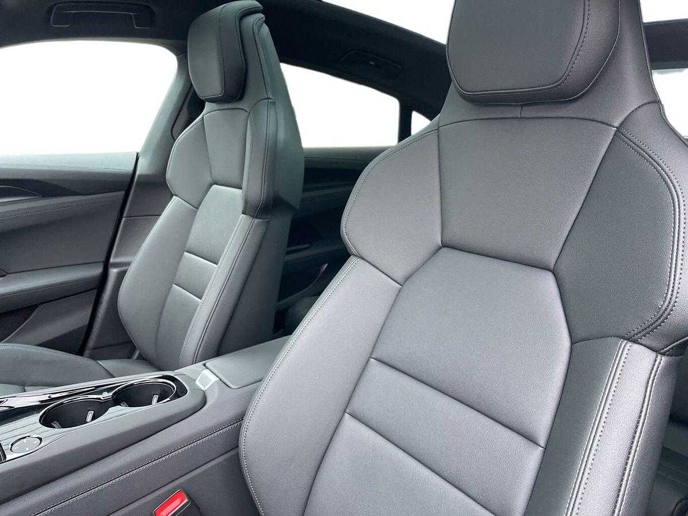 Used Audi e-tron GT 2025 for sale - 76678477: Photo 10