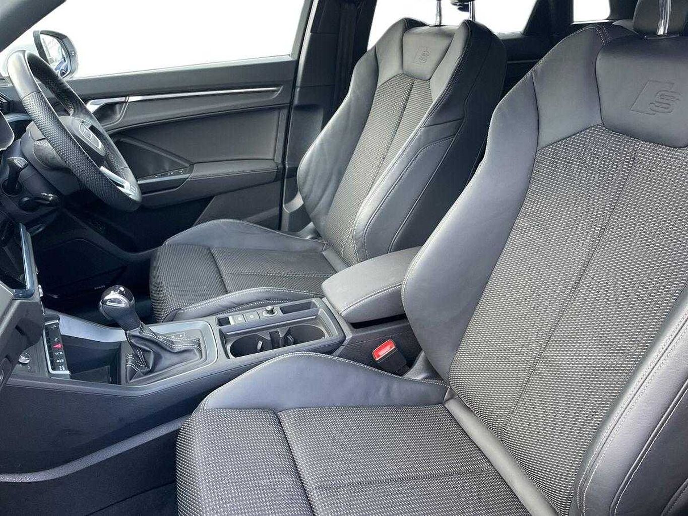 Used Audi Q3 2023 for sale - 76541161: Photo 10