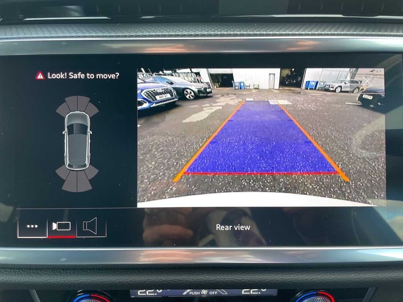 Used Audi Q3 2023 for sale - 76541161: Photo 15