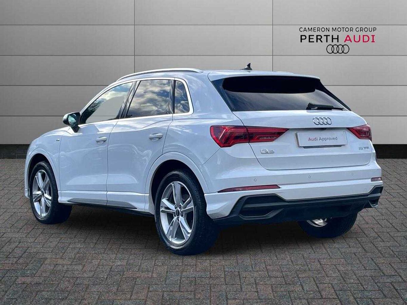 Used Audi Q3 2023 for sale - 76541161: Photo 3