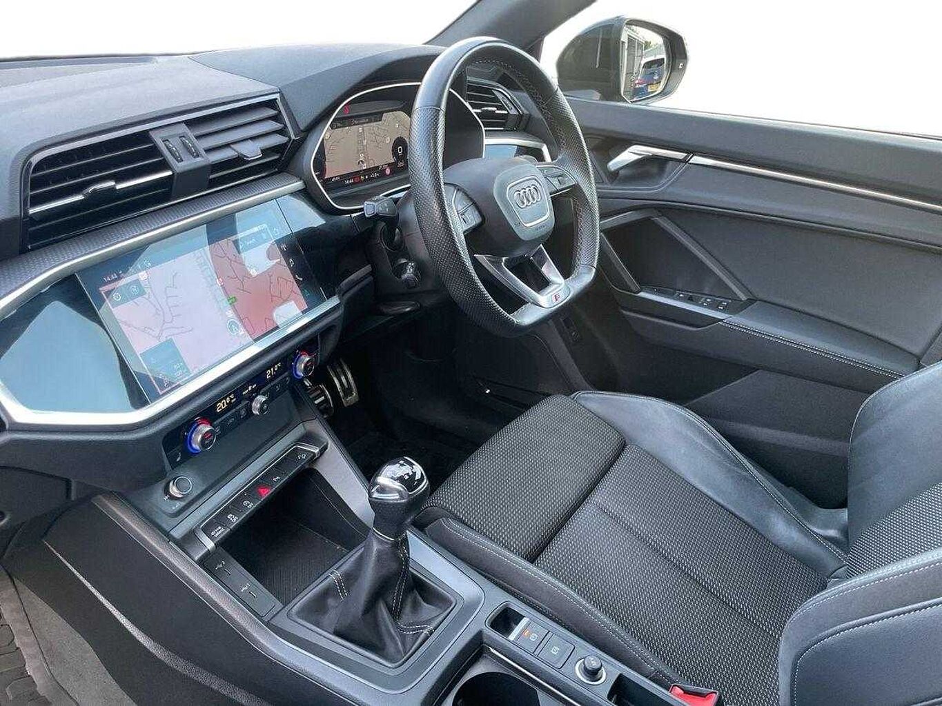 Used Audi Q3 2022 for sale - 77334483: Photo 2