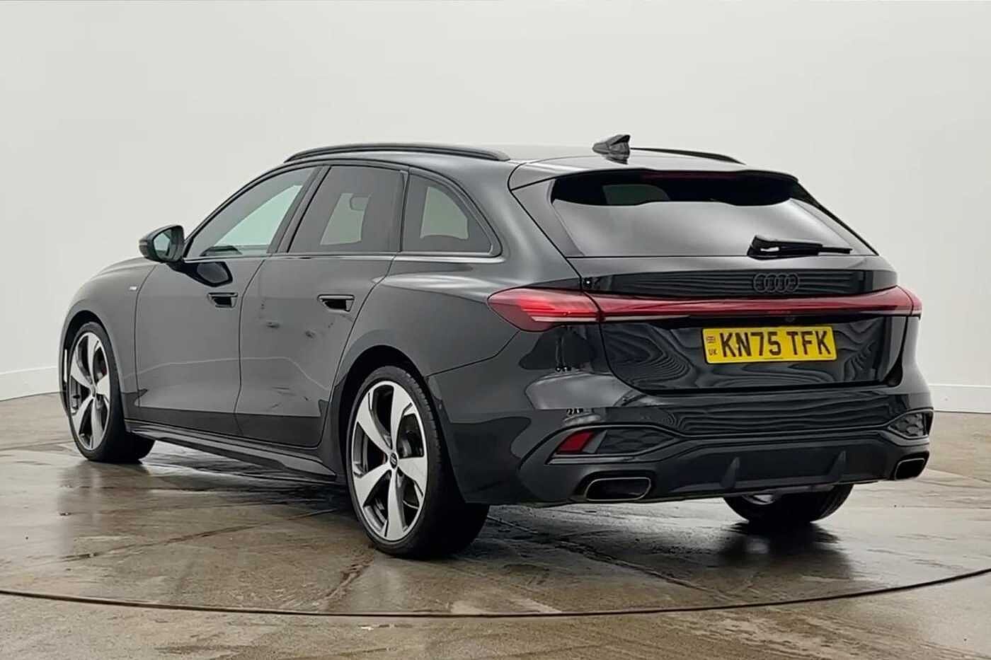 Used Audi A5 2025 for sale - 77500987: Photo 3