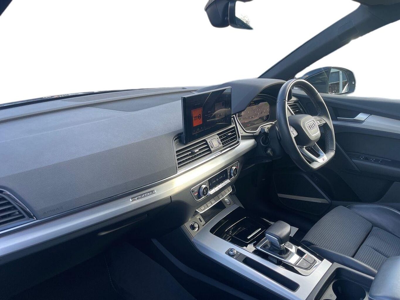 Used Audi Q5 2022 for sale - 77728850: Photo 2