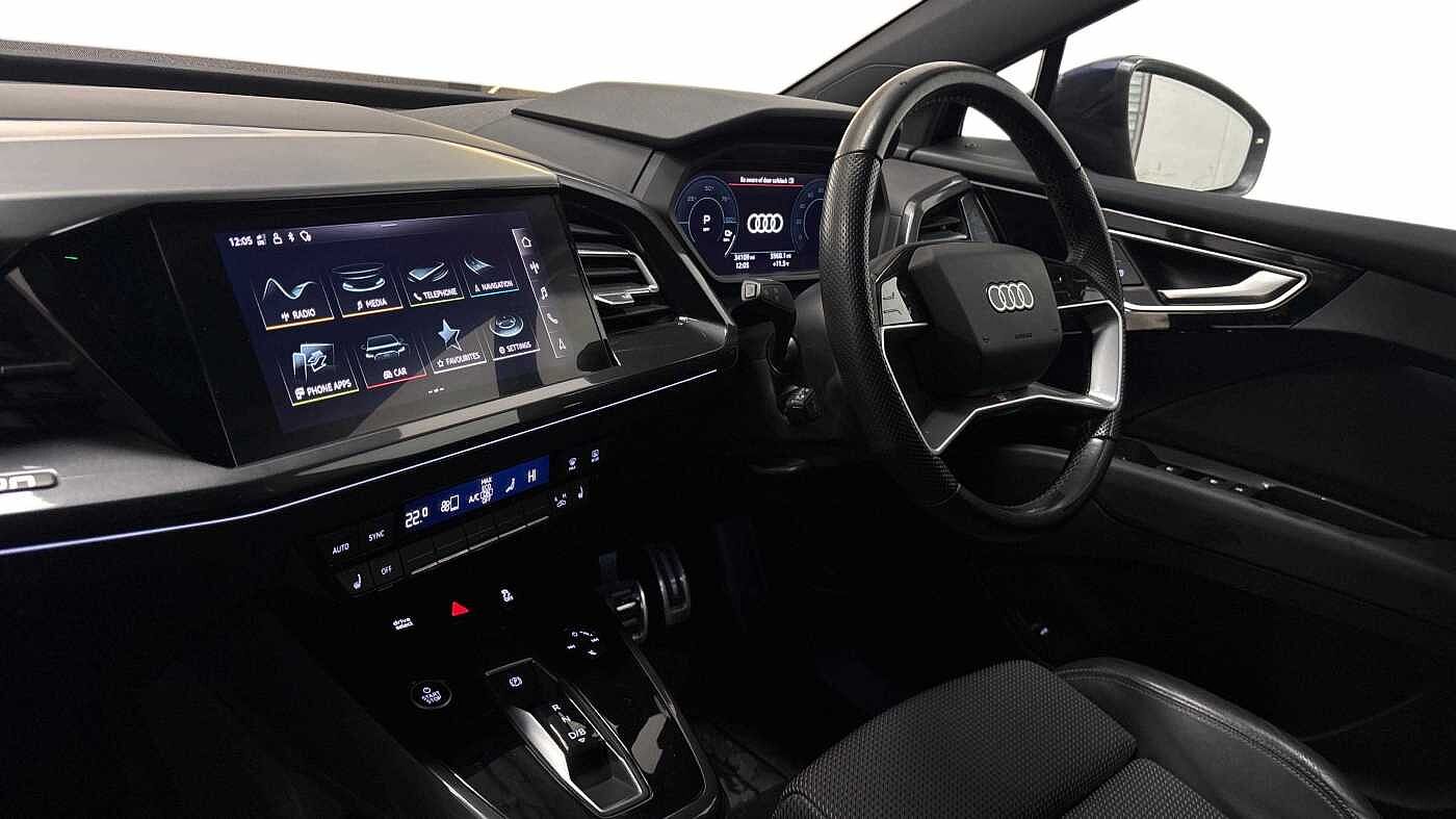 Used Audi Q4 e-tron 2021 for sale - 76755482: Photo 2