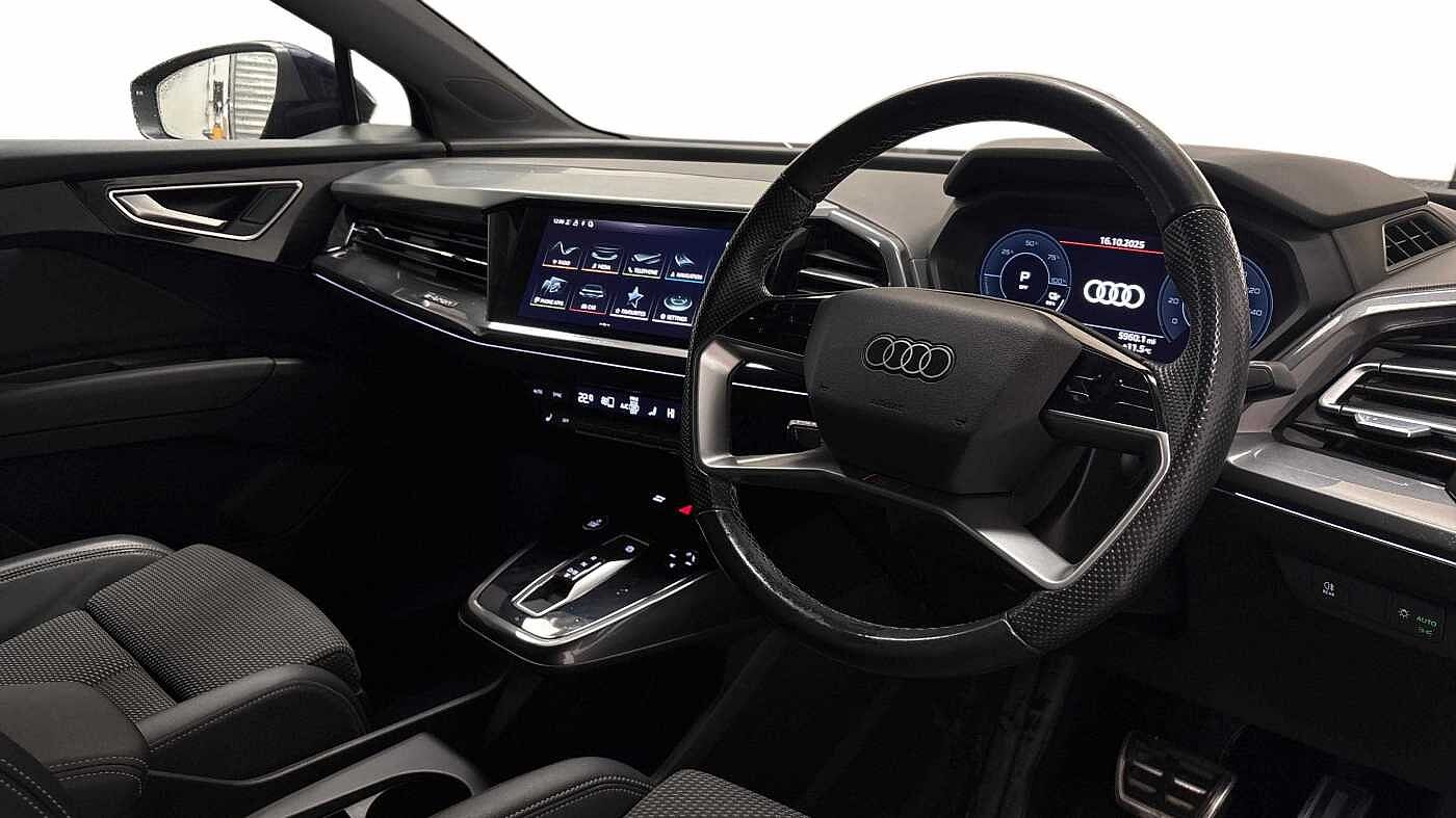 Used Audi Q4 e-tron 2021 for sale - 76755482: Photo 6