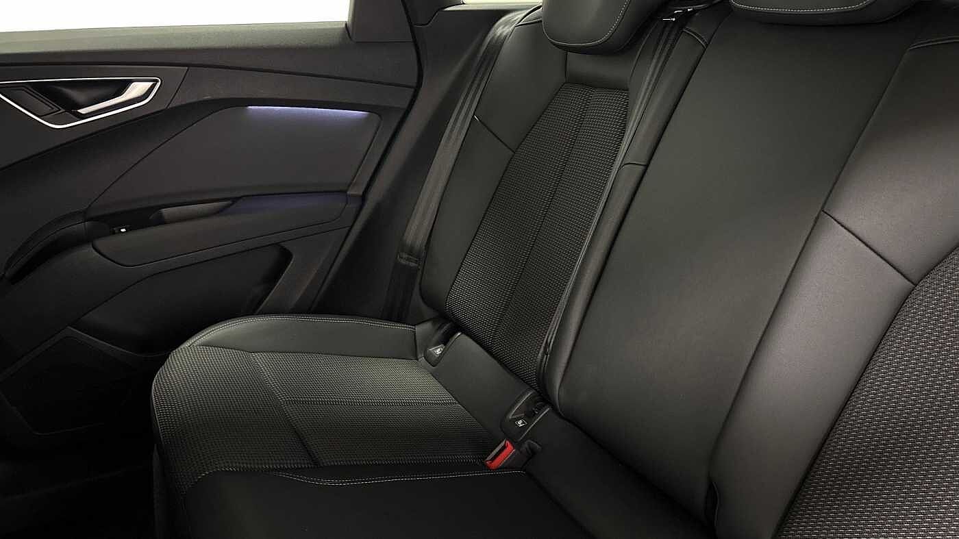 Used Audi Q4 e-tron 2021 for sale - 76755482: Photo 7