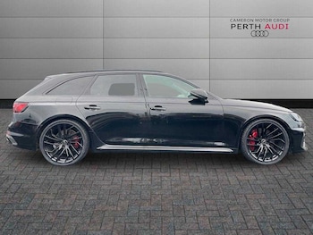 Used Audi RS4 2023 for sale - 76676058: Photo