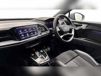 Used Audi Q4 e-tron 2022 for sale - 77112760: Photo