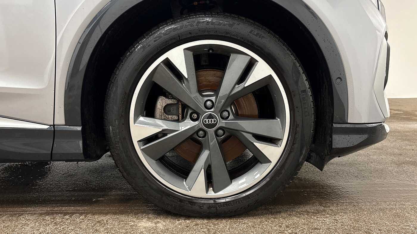 Used Audi Q4 e-tron 2022 for sale - 77112760: Photo 5