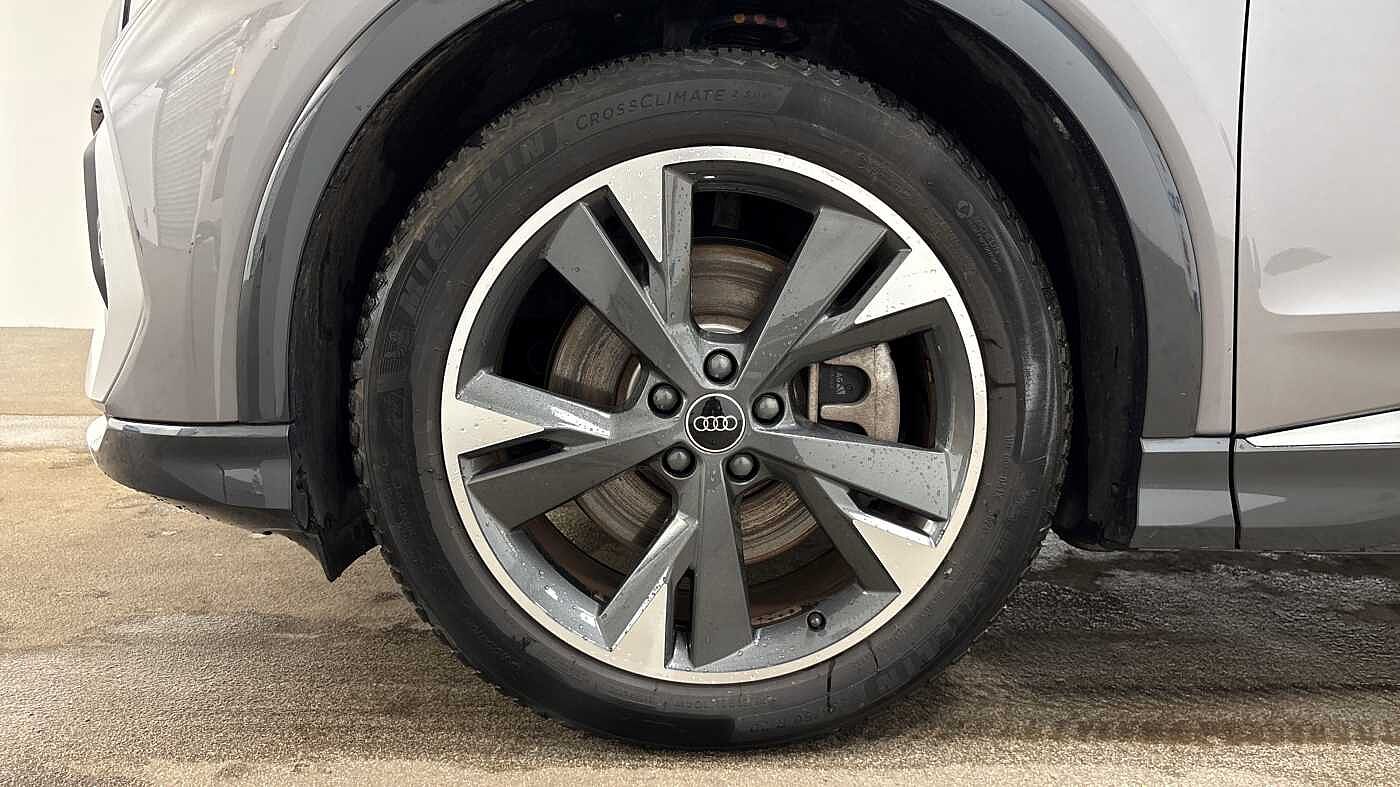 Used Audi Q4 e-tron 2023 for sale - 76676255: Photo 5