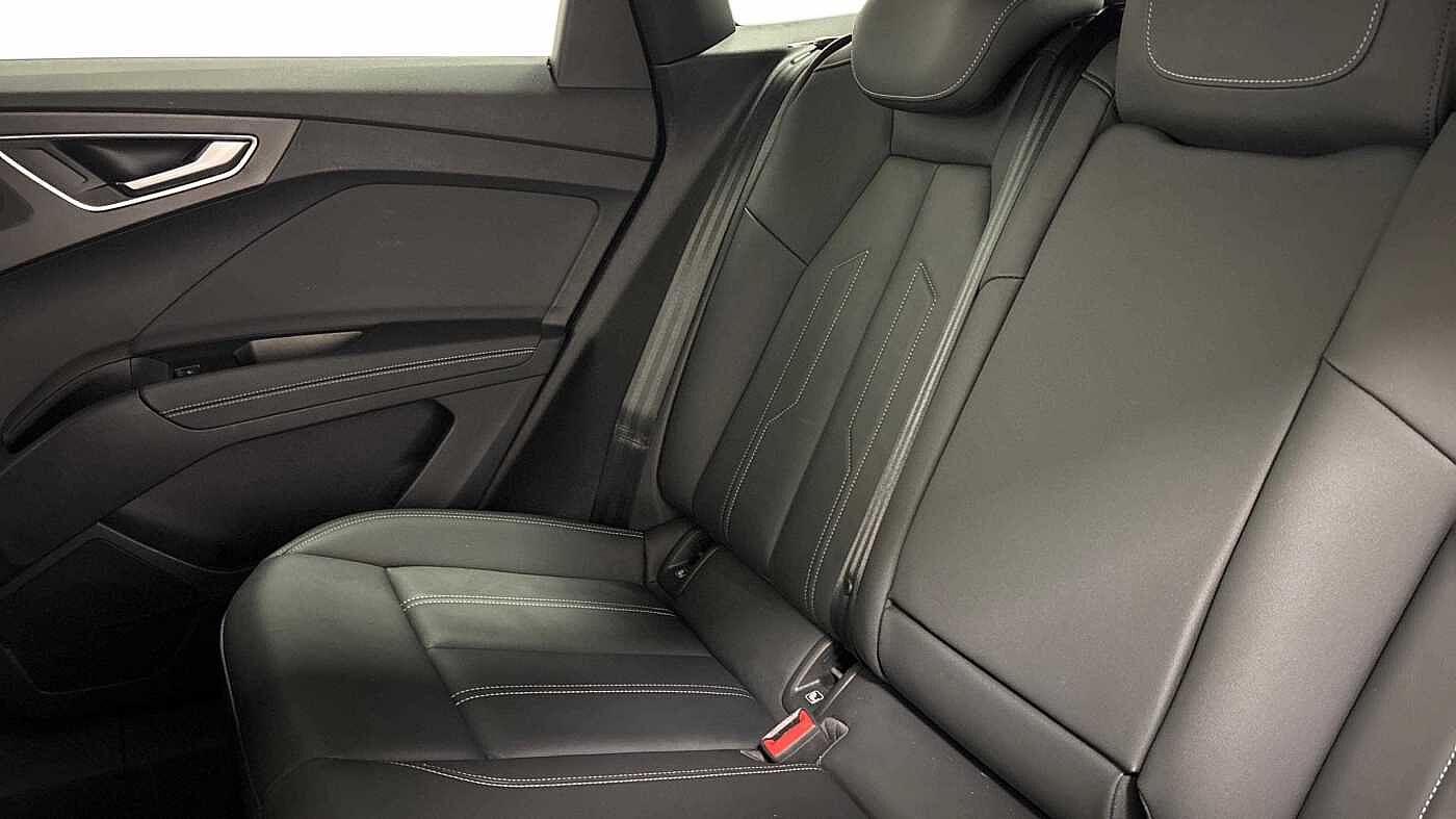 Used Audi Q4 e-tron 2023 for sale - 76676255: Photo 7