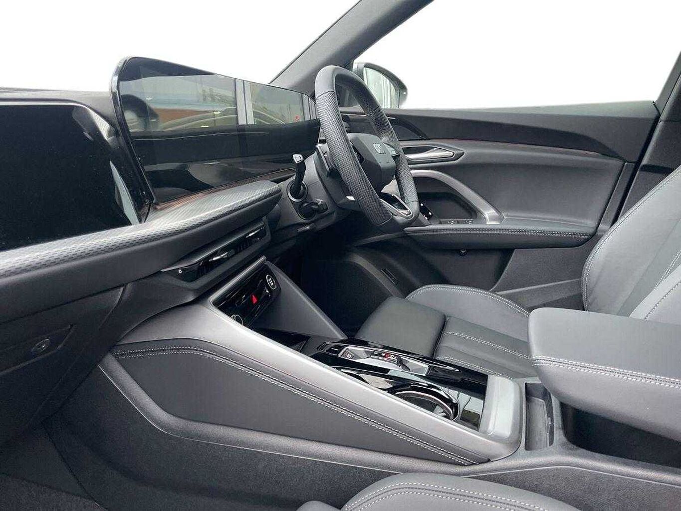 Used Audi Q5 2025 for sale - 76678066: Photo 2