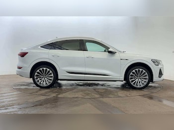 Used Audi e-tron 2021 for sale - 77112744: Photo