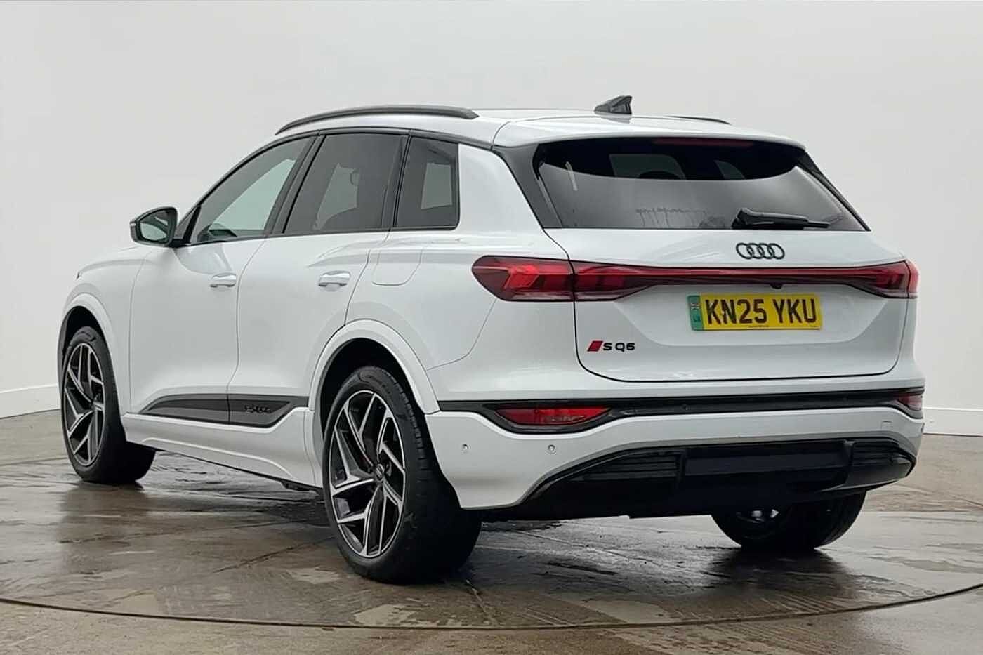 Used Audi Q6 e-tron 2025 for sale - 77194958: Photo 3