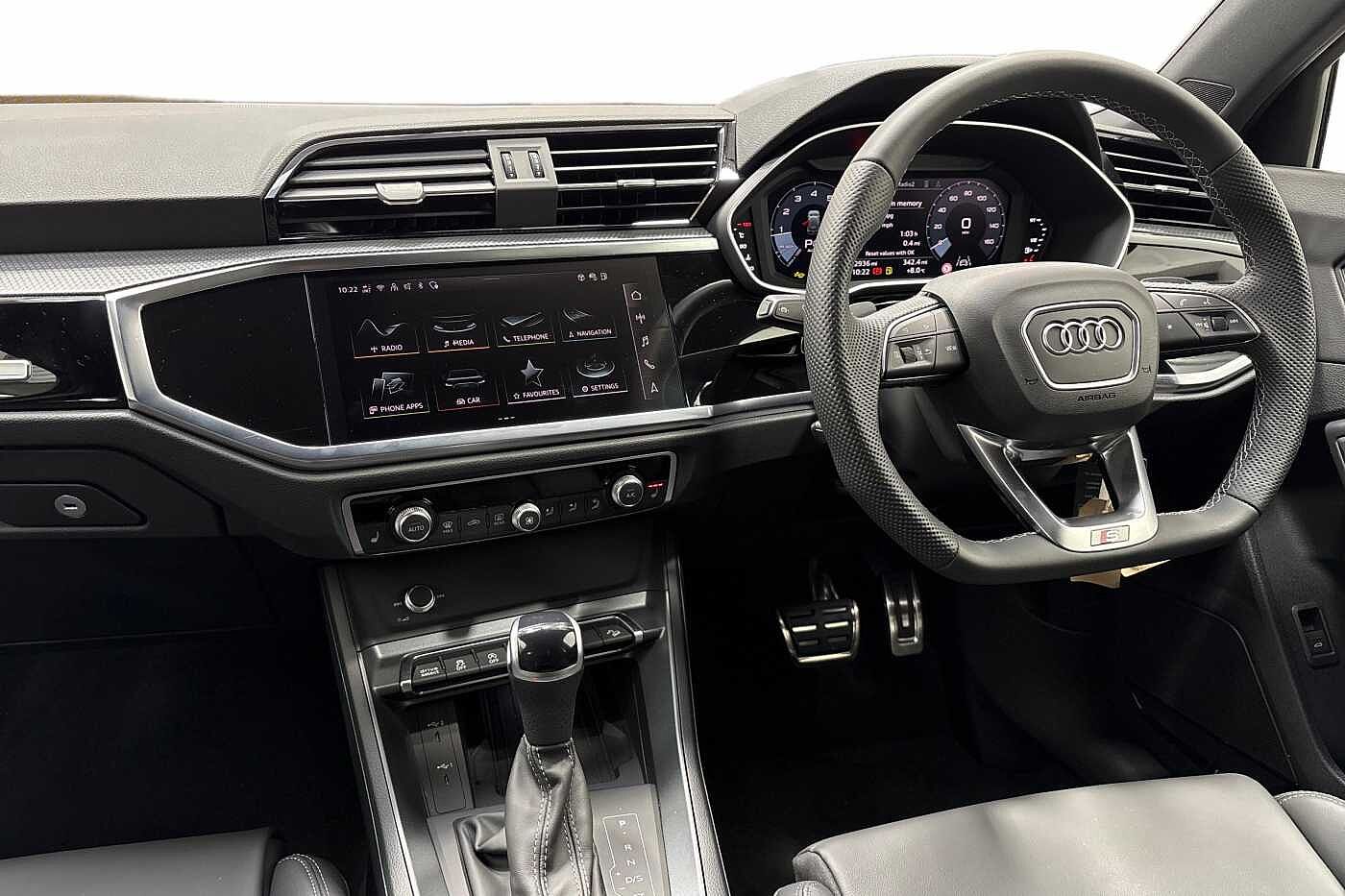 Used Audi Q3 2025 for sale - 77348564: Photo 2