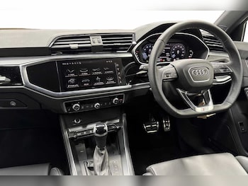 Used Audi Q3 2025 for sale - 77348564: Photo