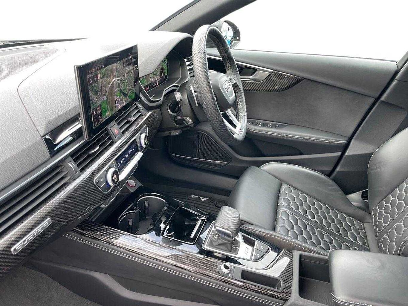 Used Audi RS4 2024 for sale - 76362865: Photo 2