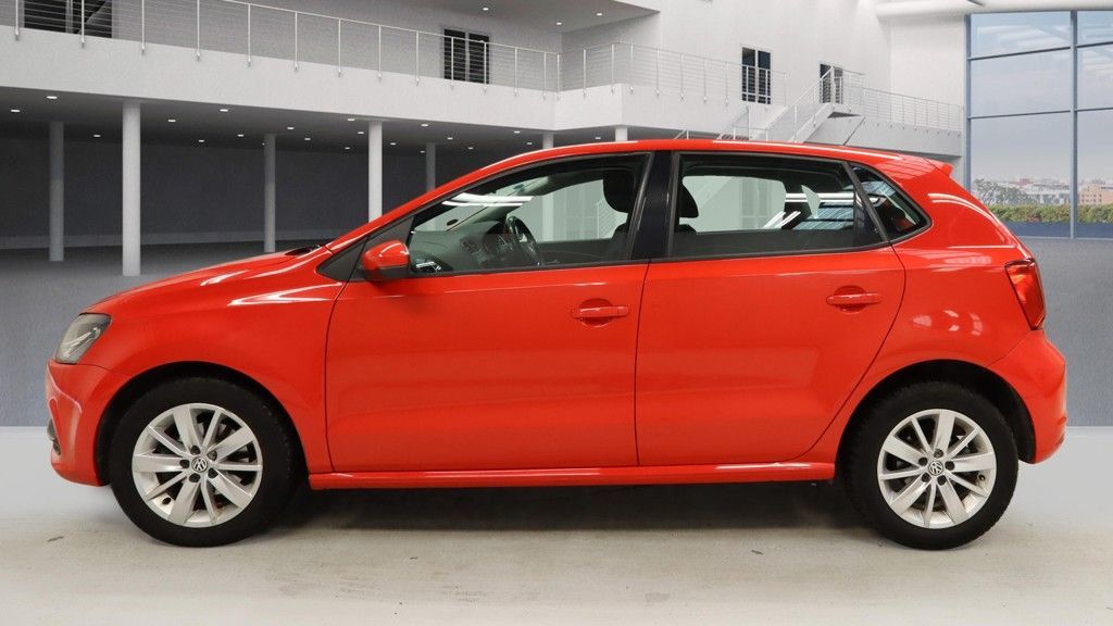 Used Volkswagen Polo 2014 for sale - 77774919: Photo 3