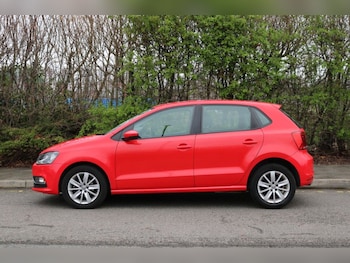 Used Volkswagen Polo 2014 for sale - 77774919: Photo