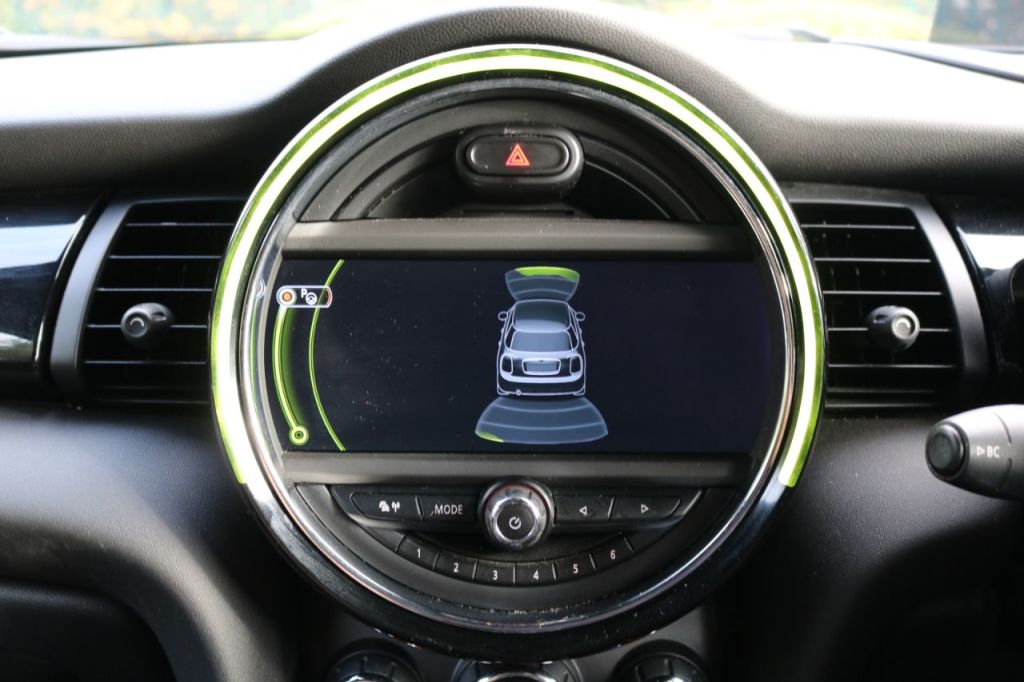 Used MINI Hatch 2015 for sale - 76068237: Photo 18