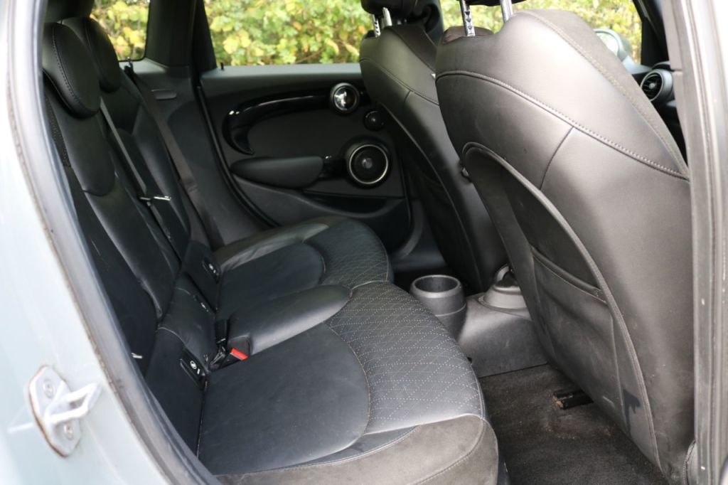 Used MINI Hatch 2015 for sale - 76068237: Photo 19