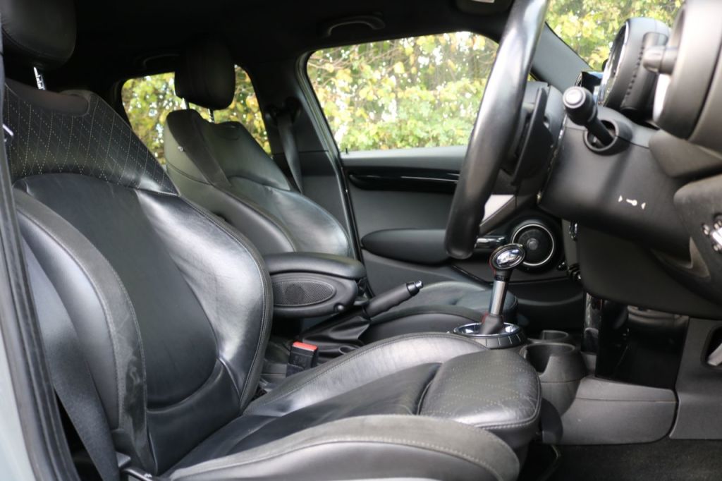 Used MINI Hatch 2015 for sale - 76068237: Photo 9