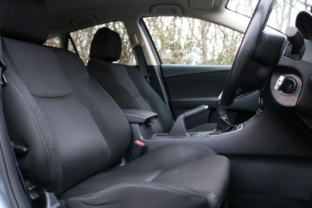 Used Mazda Mazda3 2013 for sale - 76949526: Photo 10