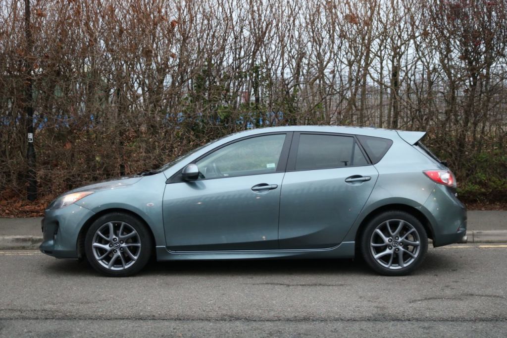 Used Mazda Mazda3 2013 for sale - 76949526: Photo 4