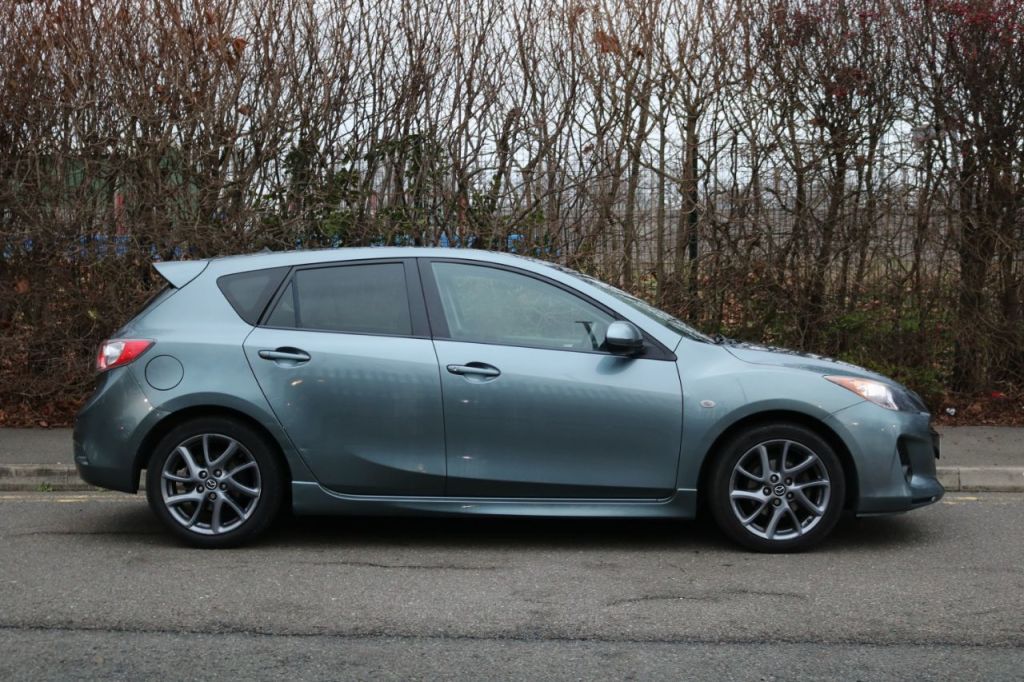 Used Mazda Mazda3 2013 for sale - 76949526: Photo 8