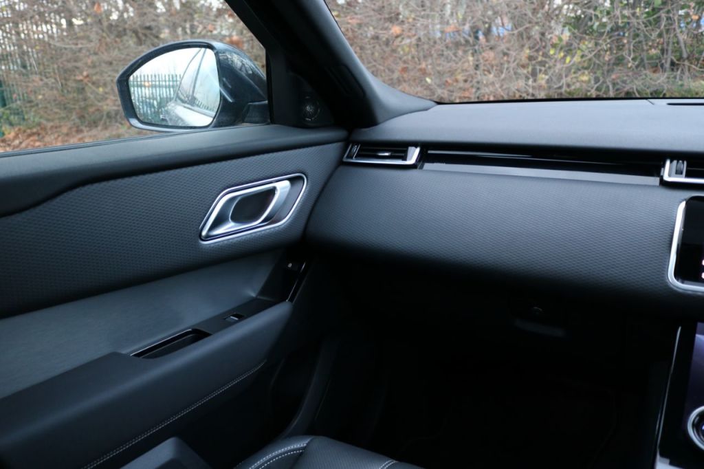 Used Land Rover Range Rover Velar 2022 for sale - 76697947: Photo 16