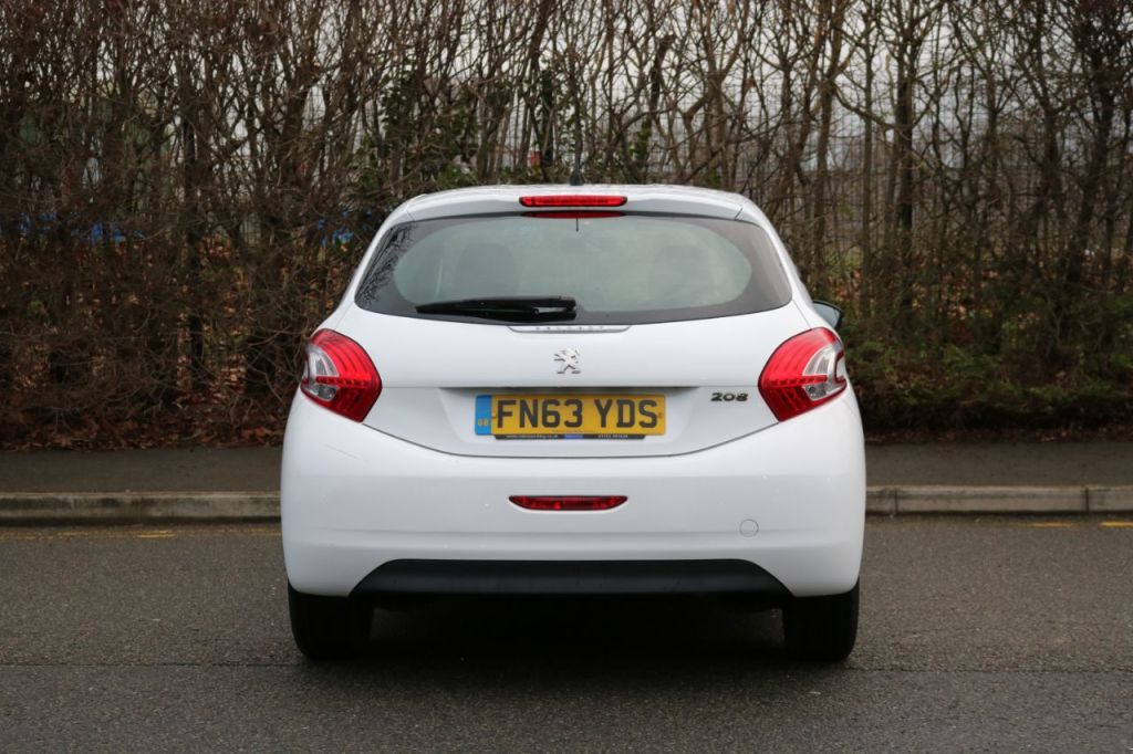 Used Peugeot 208 2013 for sale - 77546221: Photo 6