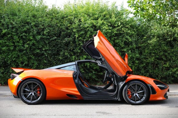 Used McLaren 720S 2017 for sale - 68016310: Photo 12