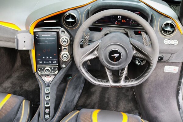 Used McLaren 720S 2017 for sale - 68016310: Photo 16