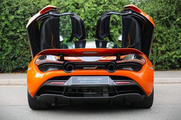 Used McLaren 720S 2017 for sale - 68016310: Photo 9