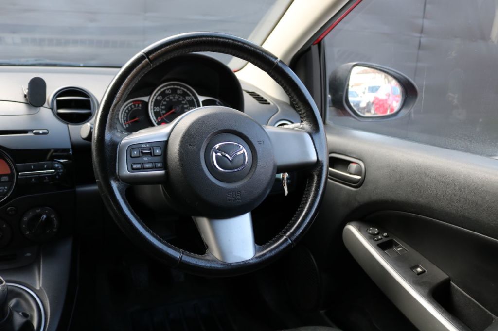 Used Mazda Mazda2 2013 for sale - 78029689: Photo 15