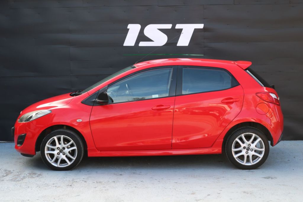 Used Mazda Mazda2 2013 for sale - 78029689: Photo 4