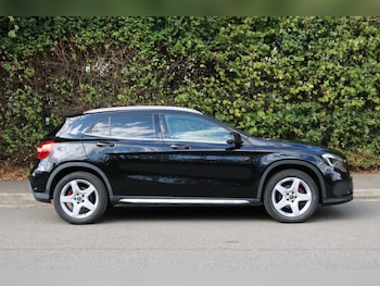 Used Mercedes-Benz GLA 2015 for sale - 75585943: Photo