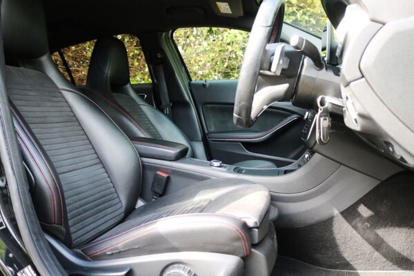 Used Mercedes-Benz GLA 2015 for sale - 75585943: Photo 9