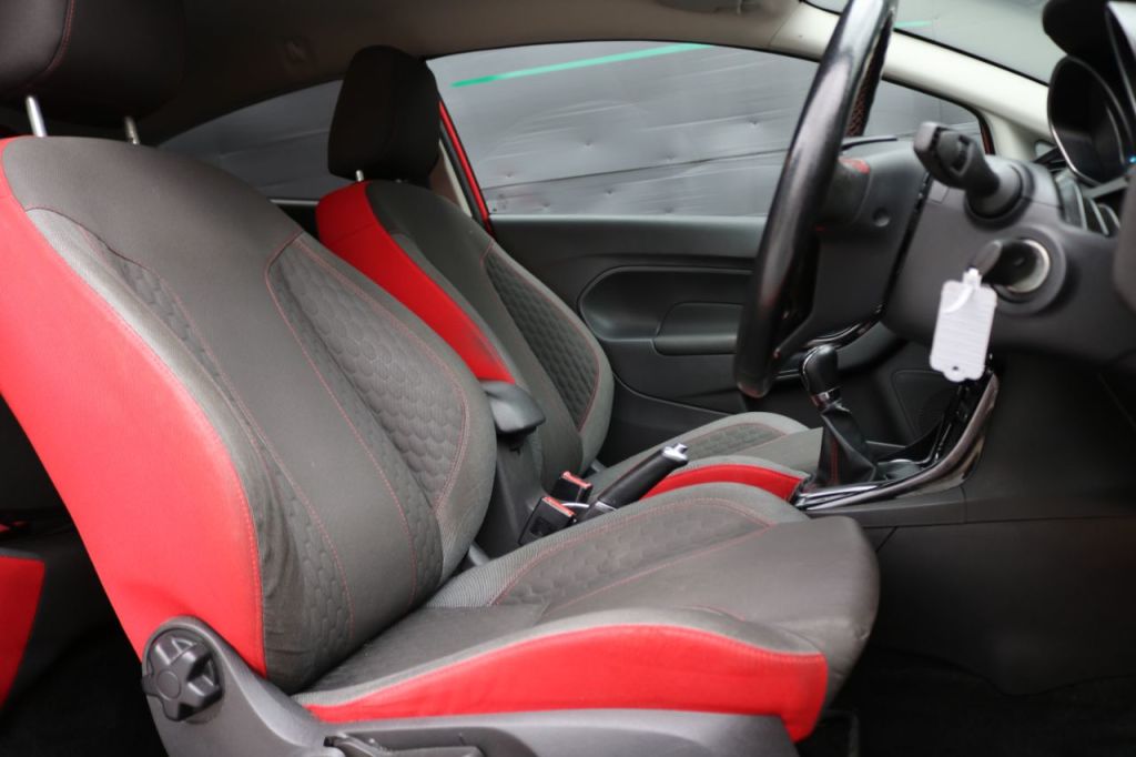 Used Ford Fiesta 2016 for sale - 78134068: Photo 9