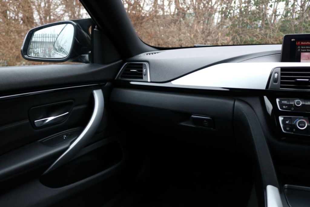 Used BMW 4 Series 2017 for sale - 77571105: Photo 13