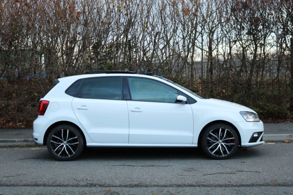 Used Volkswagen Polo 2016 for sale - 76909671: Photo 8