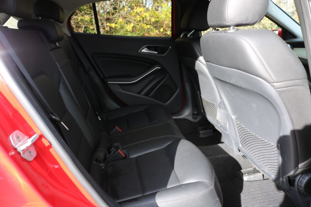 Used Mercedes-Benz GLA 2014 for sale - 76697944: Photo 19