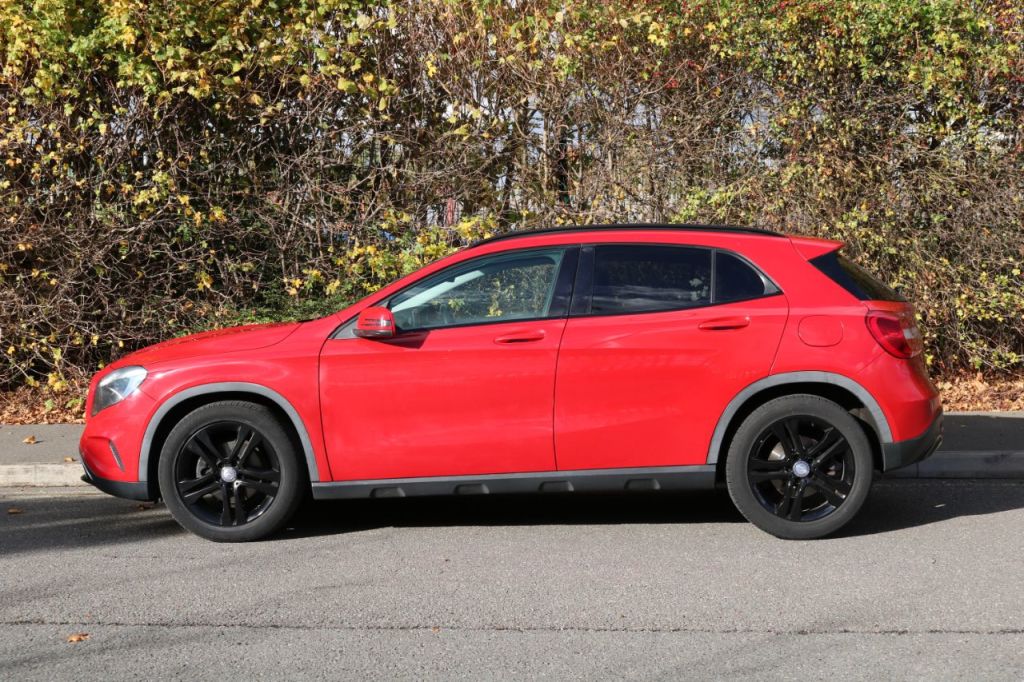 Used Mercedes-Benz GLA 2014 for sale - 76697944: Photo 4